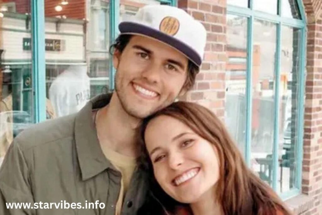 Mary Kate Robertson Net Worth